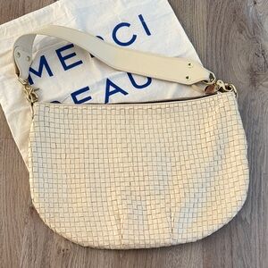 Clare V. Moyer Messenger